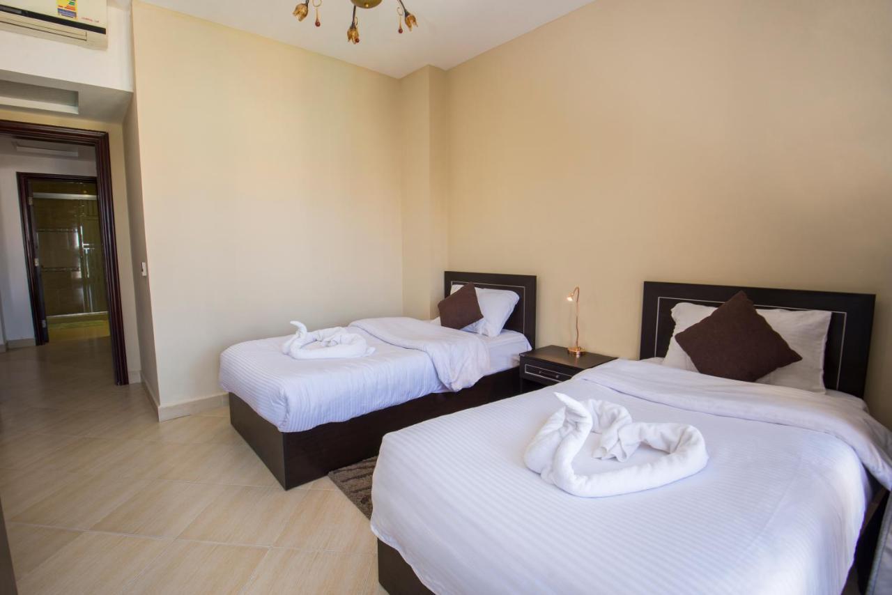 Premium Sea View 2 Bedrooms 2 Bathrooms Apartment Located Within Gravity Hotel & Aquapark ฮูร์กาดา ภายนอก รูปภาพ